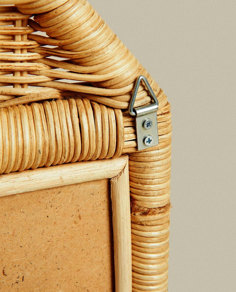 KIDS’ RATTAN HOUSE WALL MIRROR