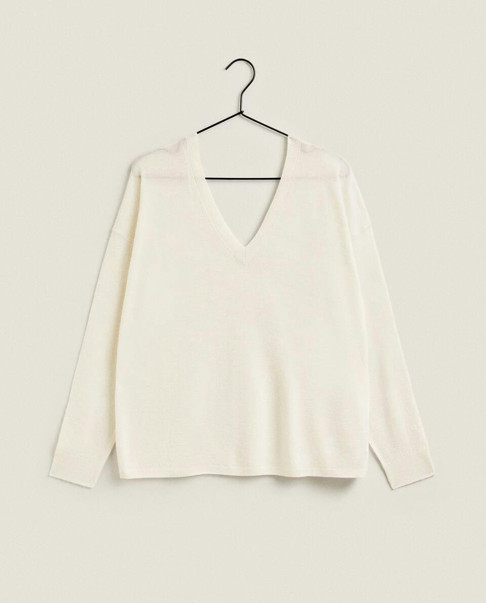 FINE CASHMERE SWEATER