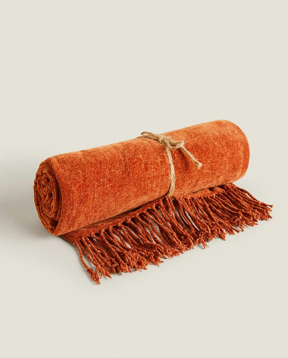CHENILLE BLANKET