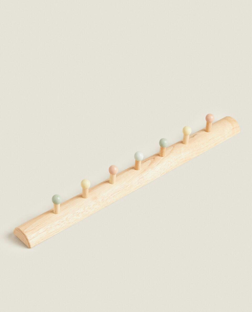 MULTICOLOURED WALL HANGER