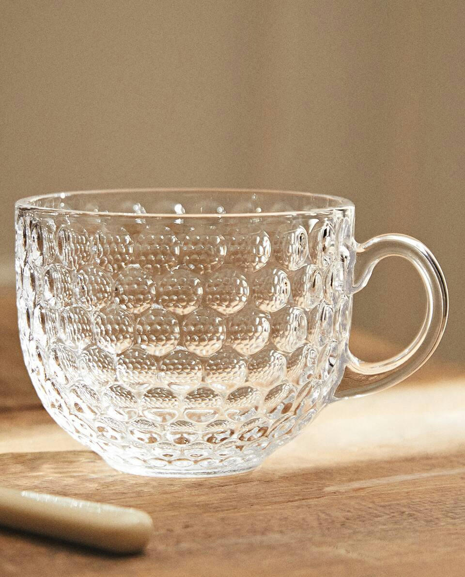 COFFEE MUG WITH RAISED DESIGN