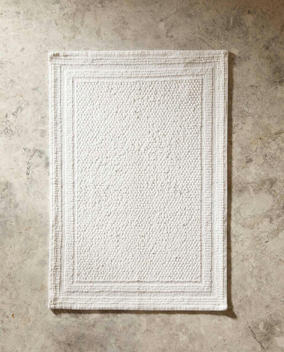 COTTON BATH MAT