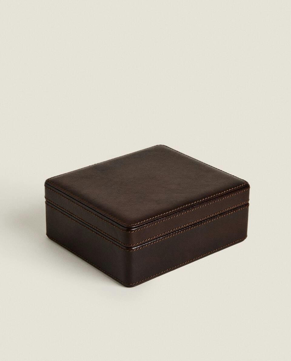 SQUARE LEATHER JEWELLERY BOX