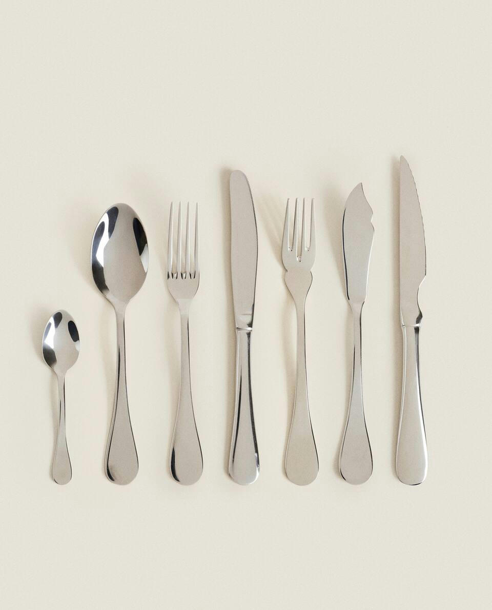 CLASSIC DESSERT SPOON