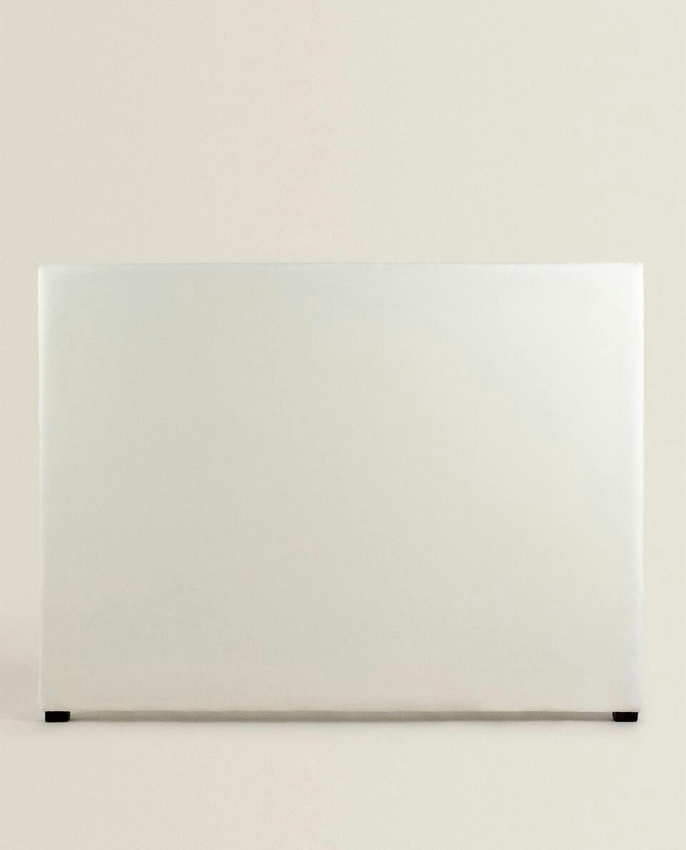 HEADBOARD WITH LINEN COVER