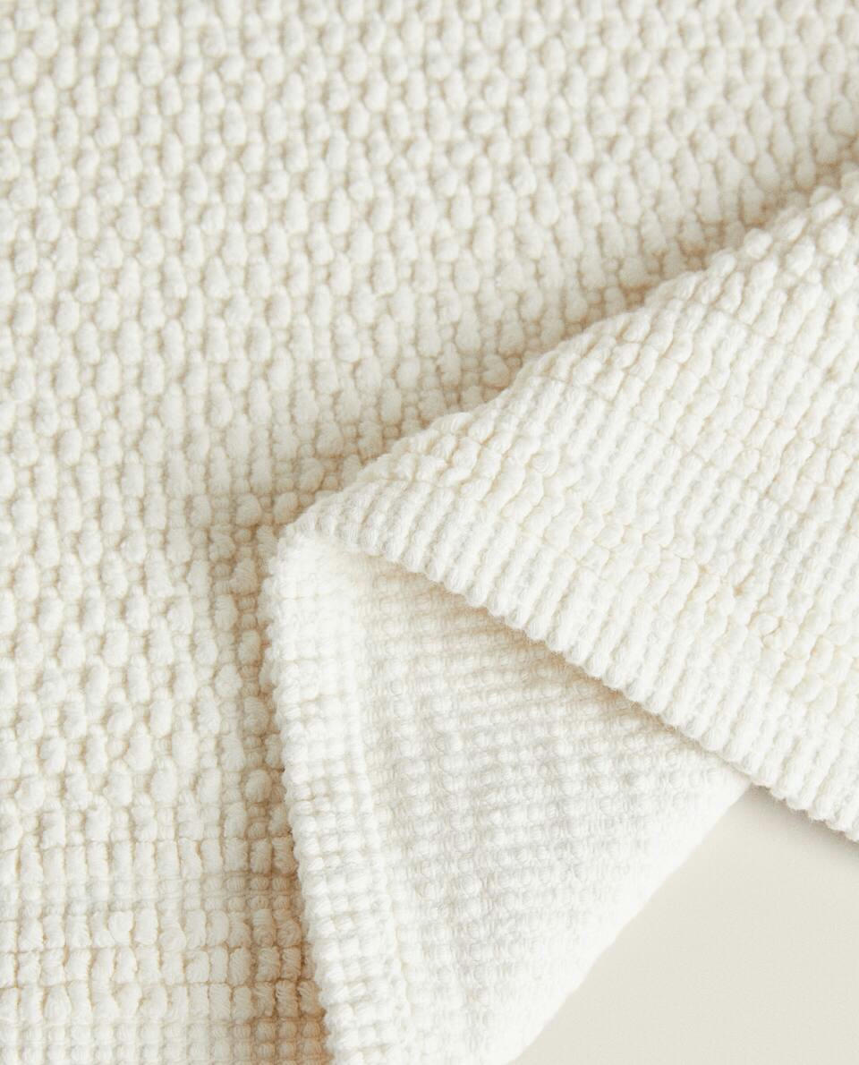 COTTON BATH MAT