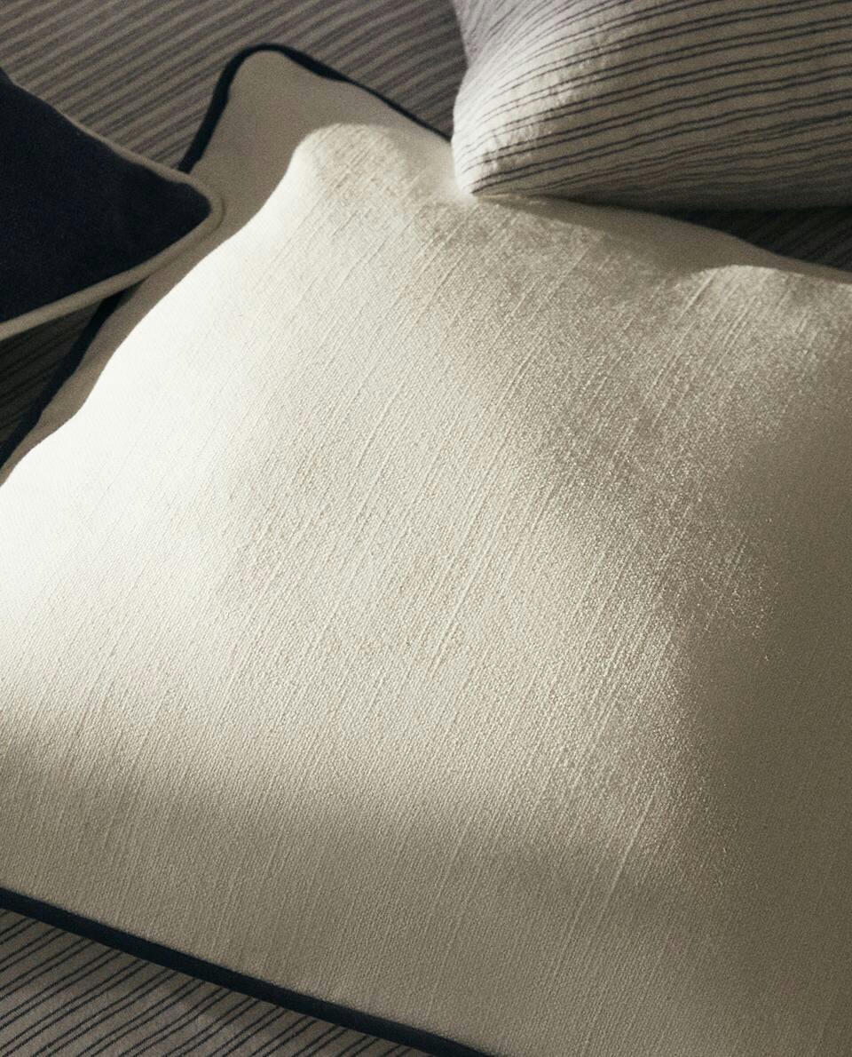 LINEN CUSHION COVER