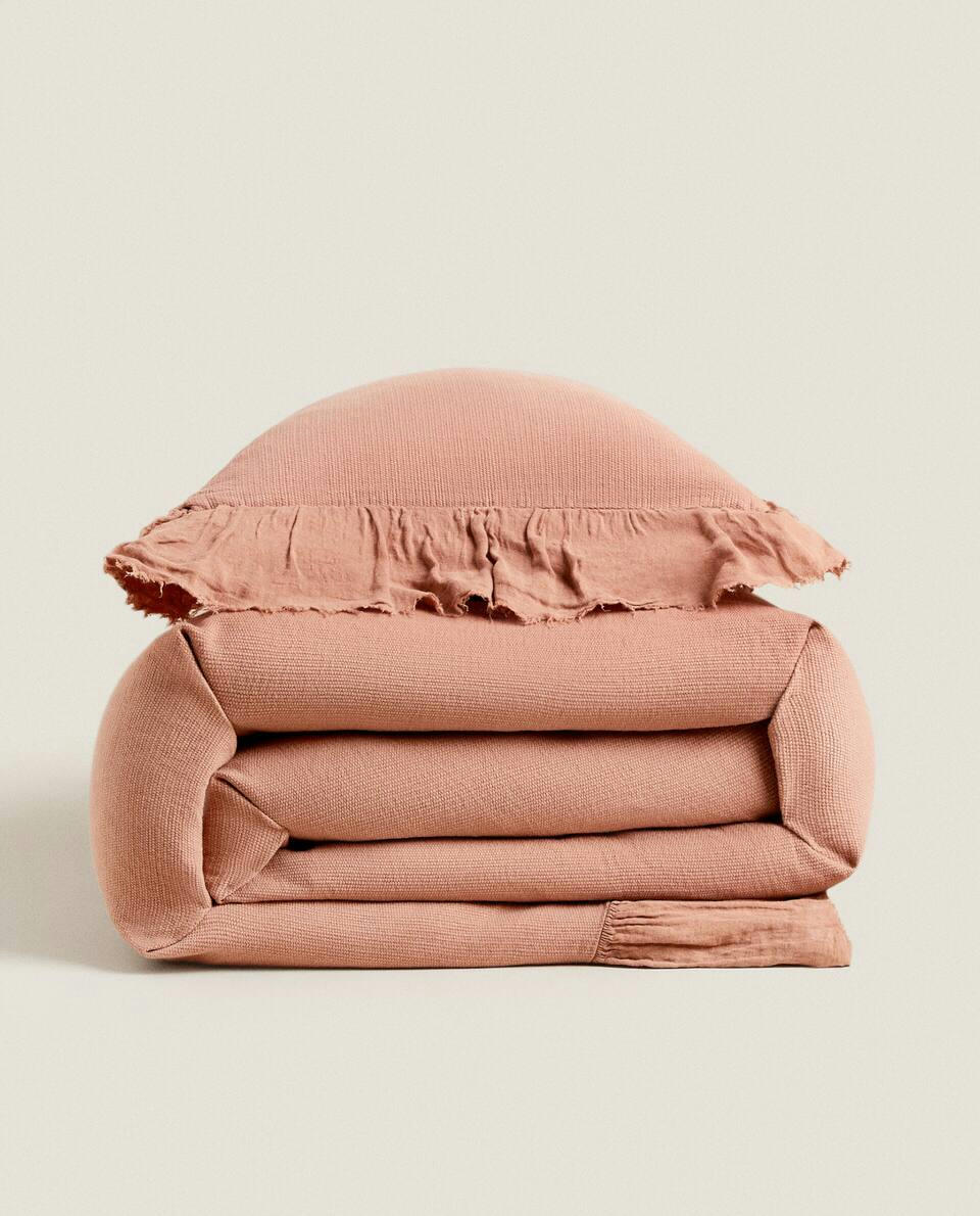 LINEN RUFFLE BEDSPREAD