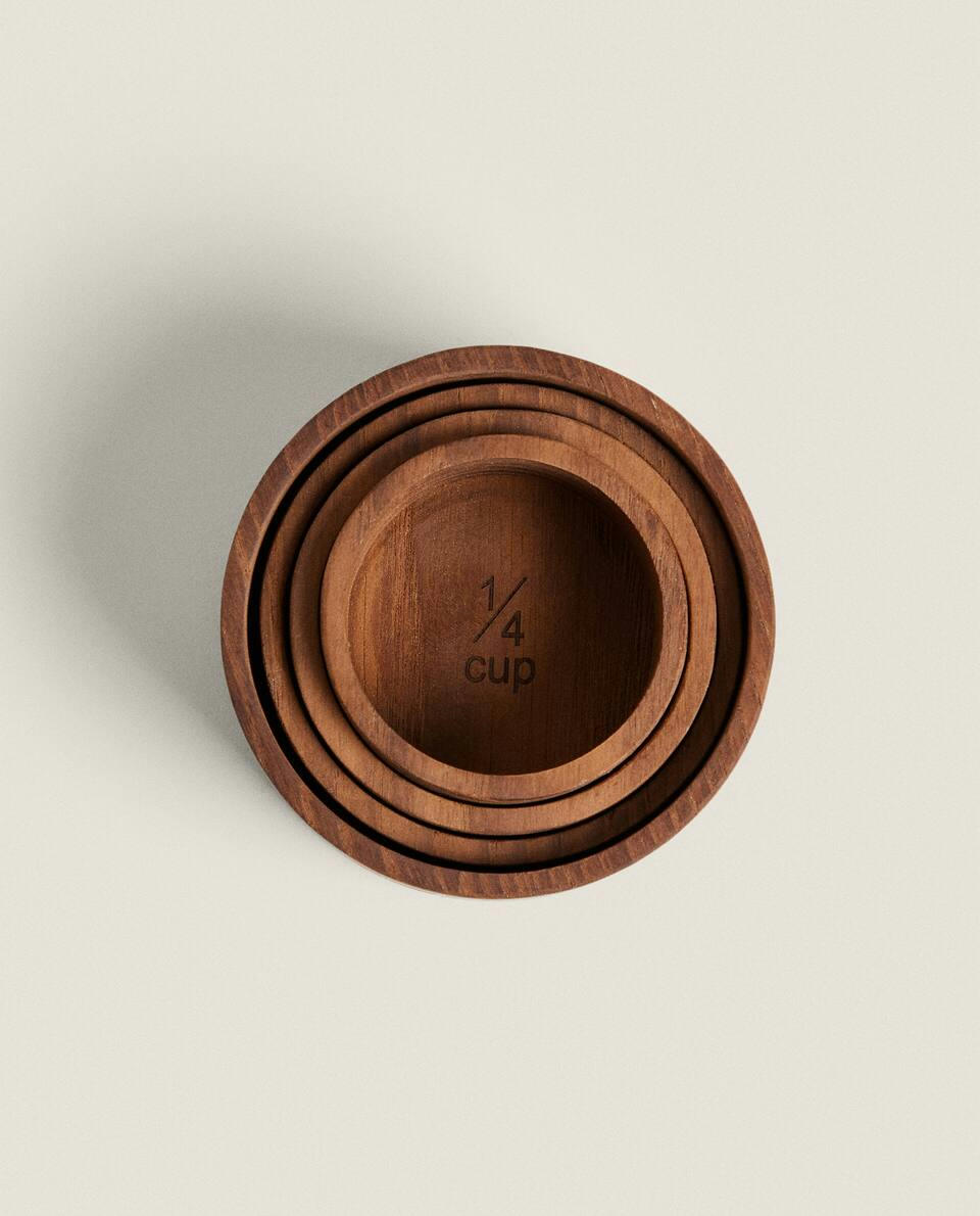 PACK OF KITCHEN MEASURING CUPS