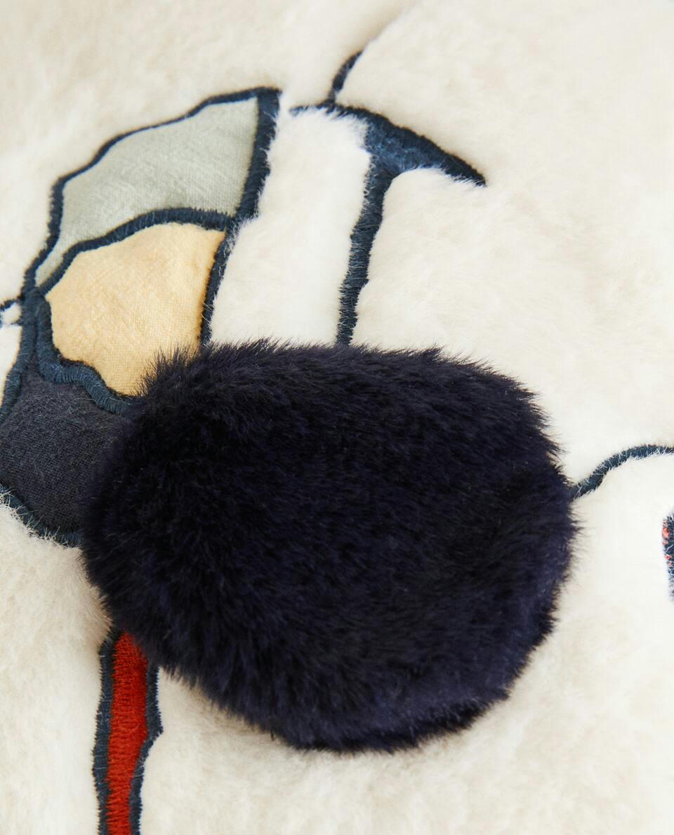 PEANUTS? FAUX FUR CUSHION COVER