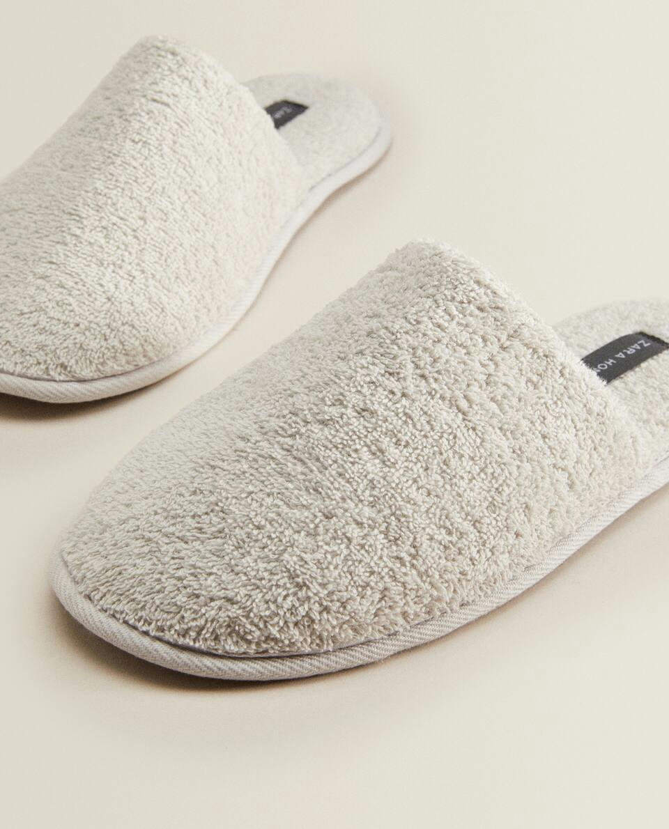 TERRY BATHROOM SLIPPERS
