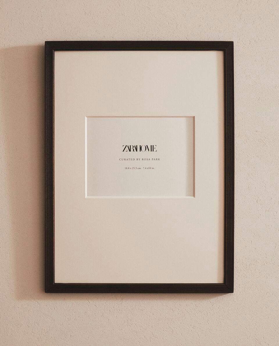 FLUTED FRAME BY ROSA PARK