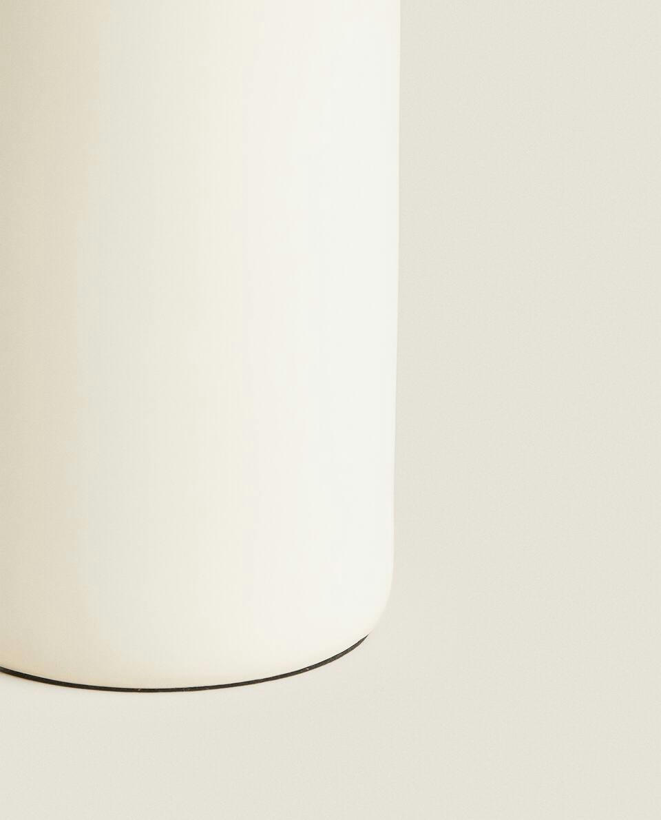 WHITE CERAMIC BASE LAMP