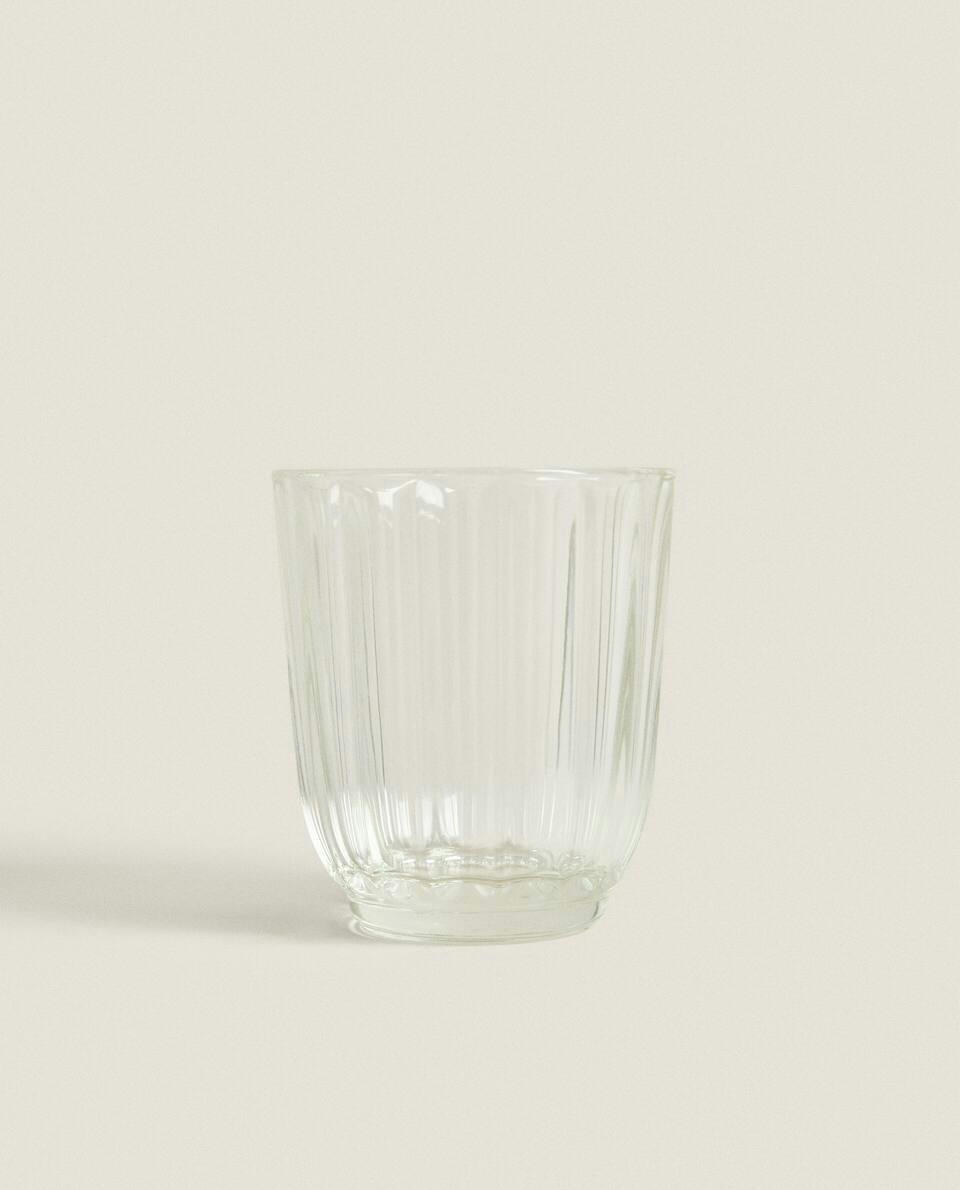 RAISED DESIGN TUMBLER