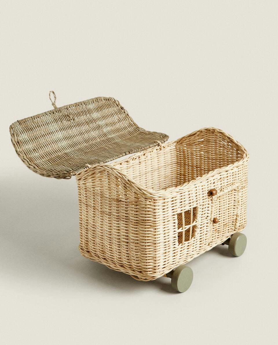 RATTAN HOUSE BASKET