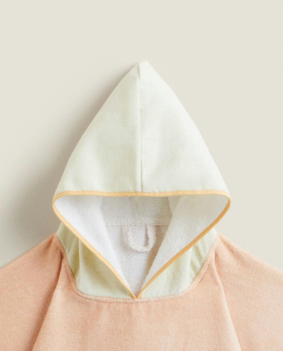 MINNIE MOUSE ? DISNEY PONCHO