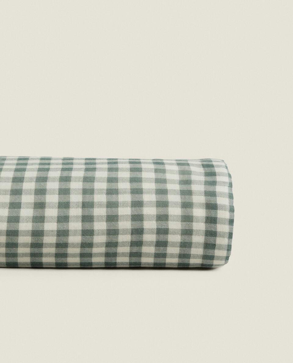 GINGHAM BABY TOWEL