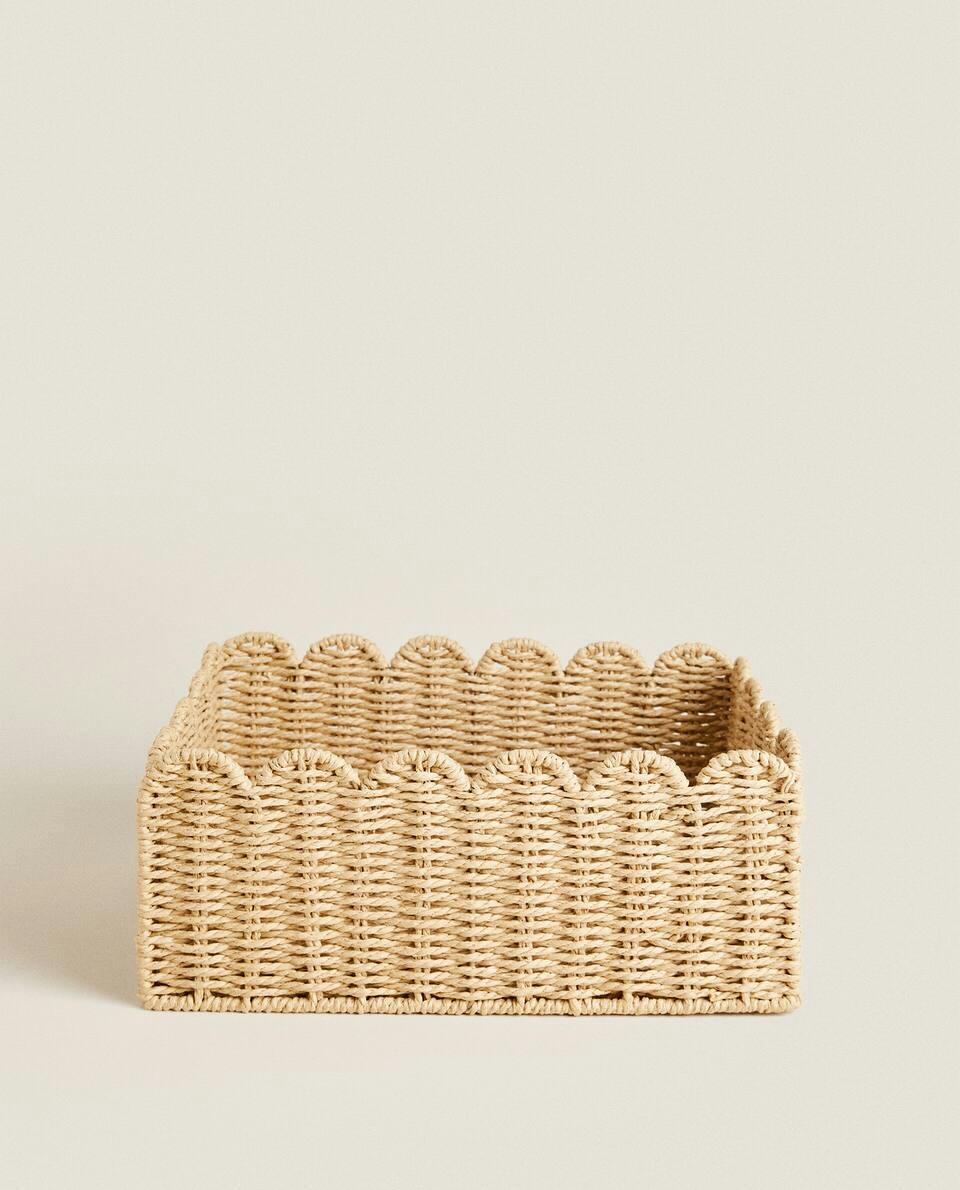SCALLOPED BASKET
