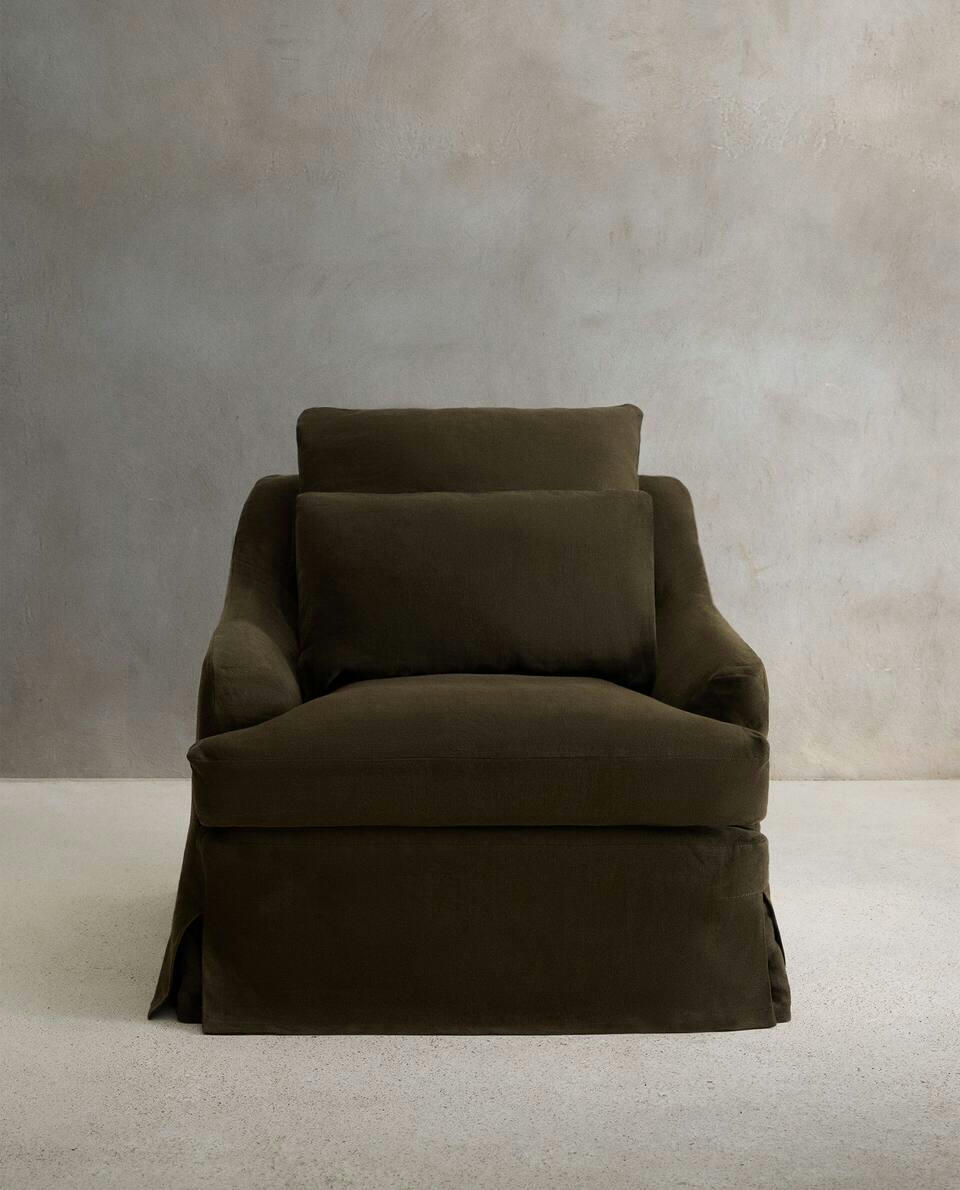 ARMCHAIR 01