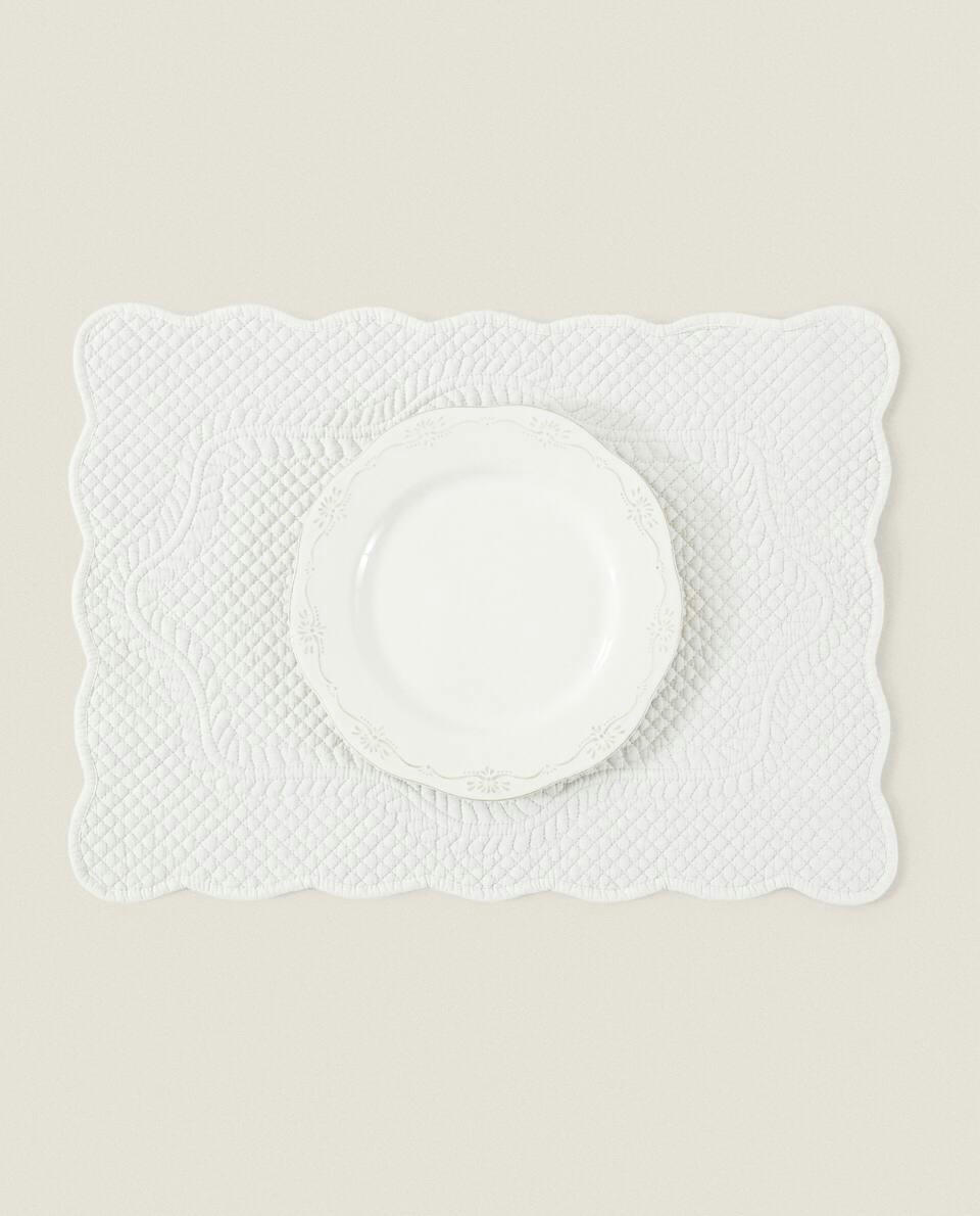 XL QUILTED PLACEMAT