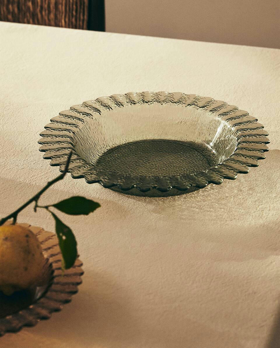 WAVY GLASS SERVING DISH & BOWL