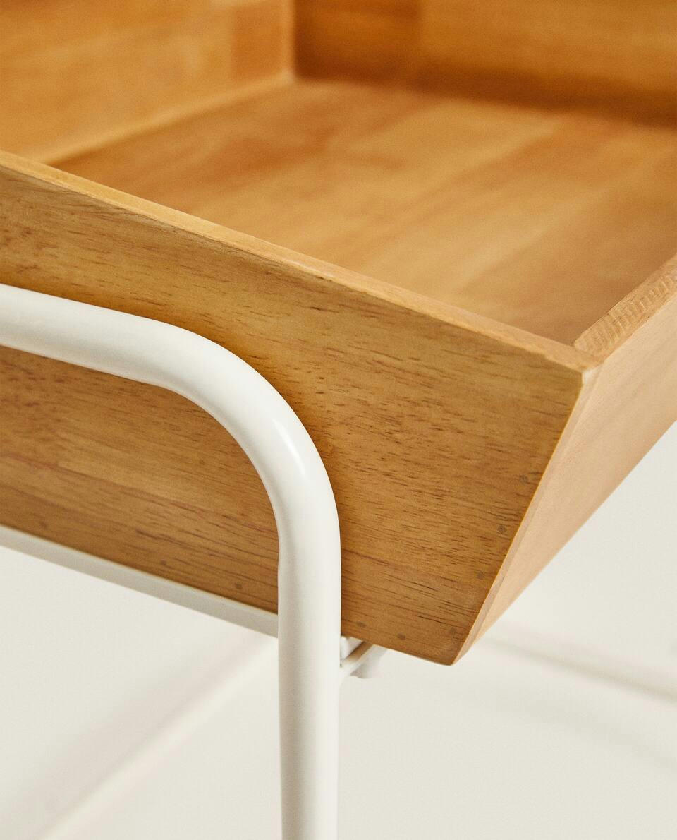 CHILDREN'S DESK WITH STORAGE