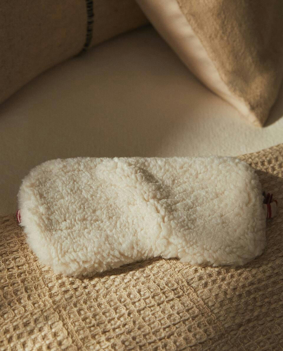 FAUX SHEARLING EYE MASK