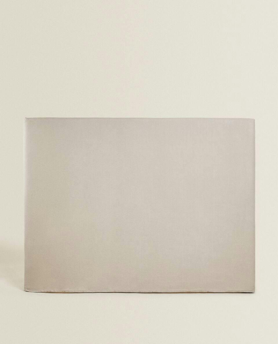 HEADBOARD WITH LINEN COVER