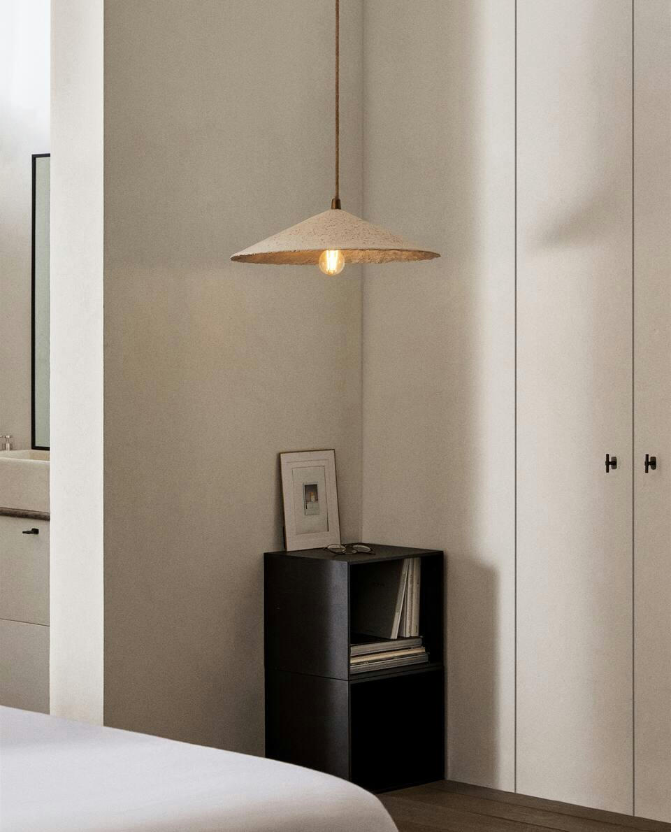 PAPIER-M?CHé CEILING LAMP