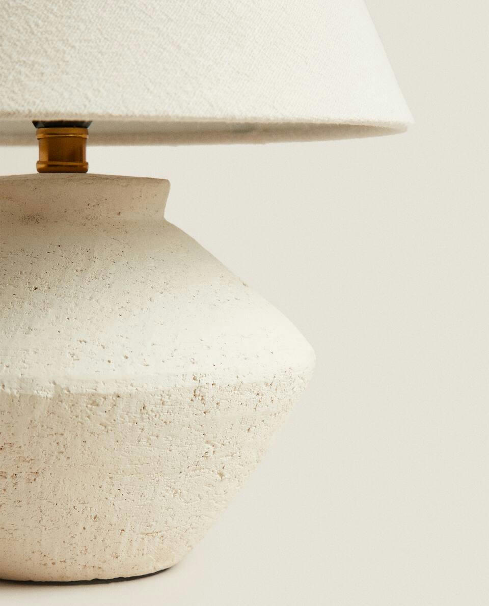 SMALL EARTHENWARE BASE LAMP