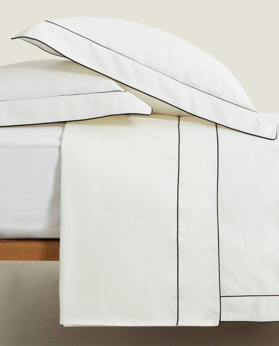 DUVET COVER WITH COLOURED DOUBLE PIPING DETAIL