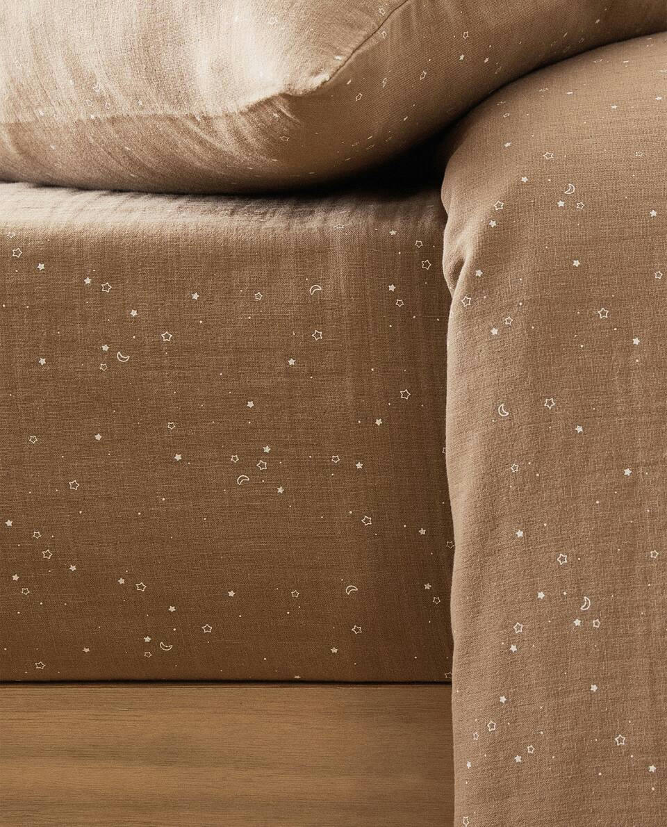 MOON AND STAR FITTED SHEET