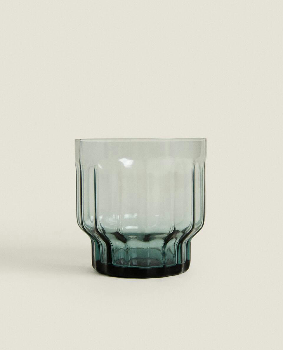 RAISED DESIGN TUMBLER