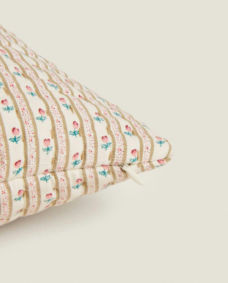 FLORAL COTTON CHRISTMAS CUSHION COVER