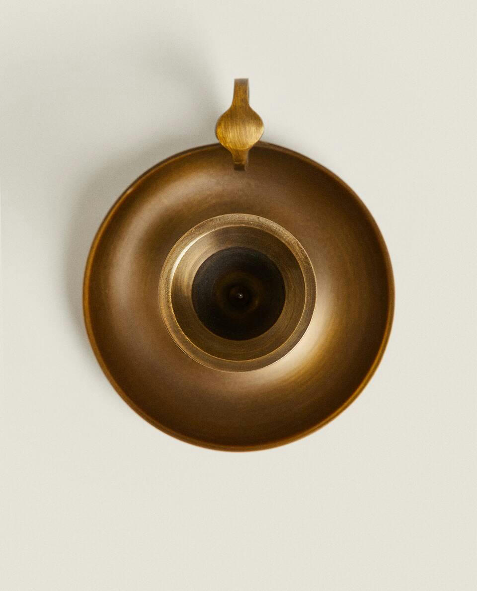 SMALL GOLD CANDLESTICK