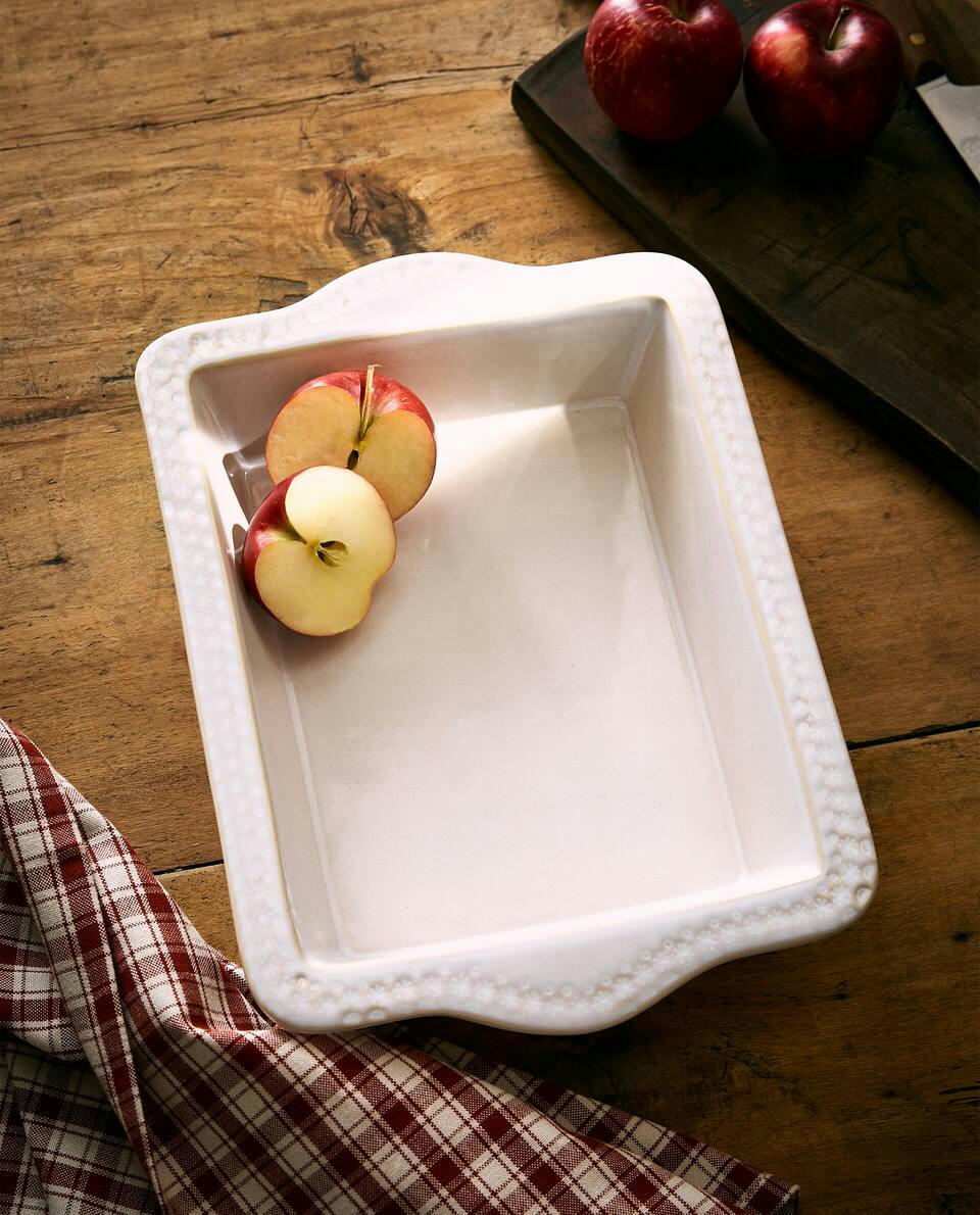 CHRISTMAS SNOWFLAKE STONEWARE SERVING DISH