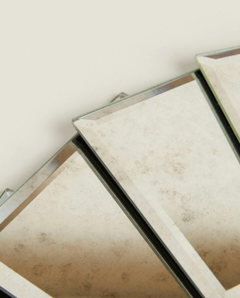 ANTIQUE-LOOK COASTER (PACK OF 4)