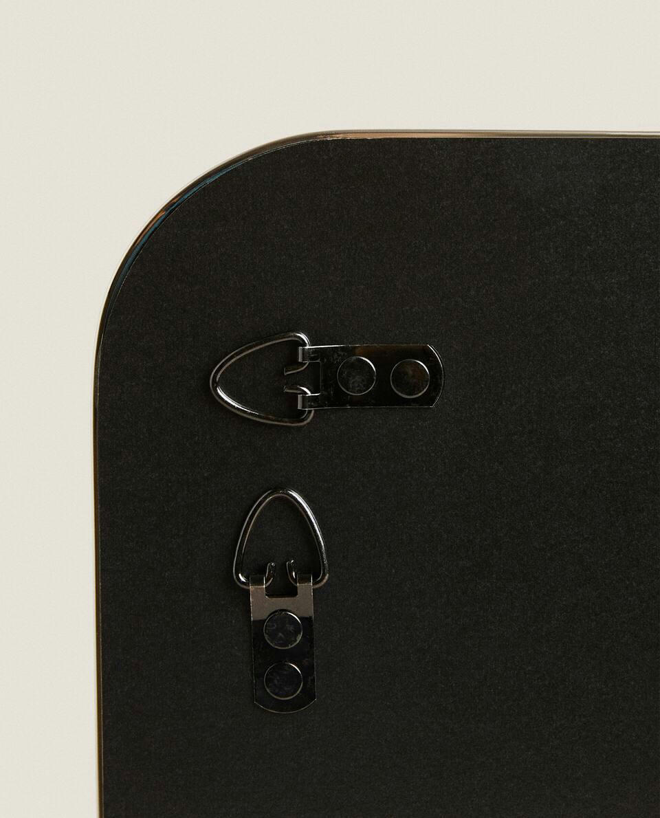 WALL MIRROR WITH ROUND FRAME