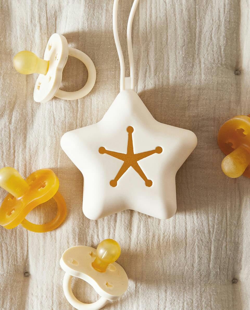 STAR-SHAPED SILICONE DUMMY STORAGE CASE