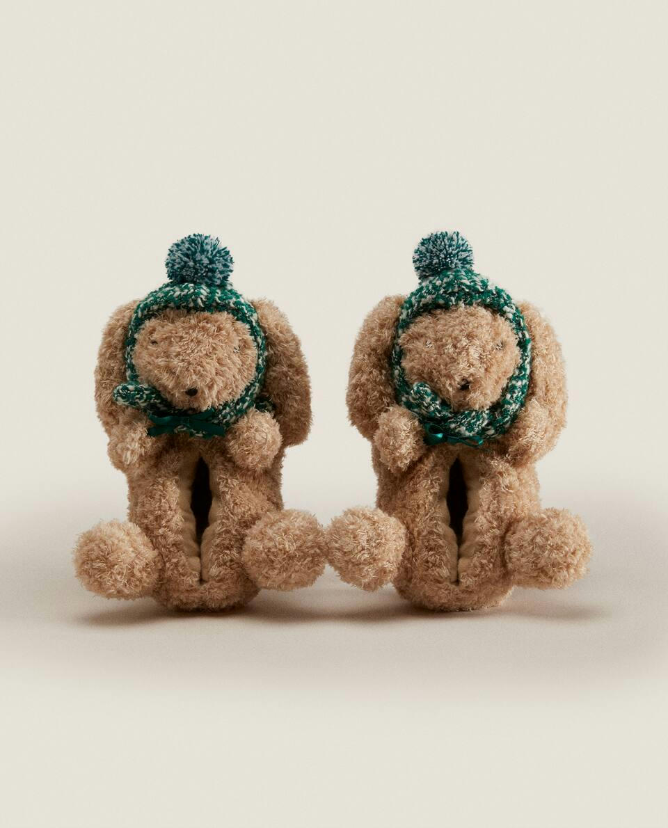 CHRISTMAS BUNNY SLIPPERS