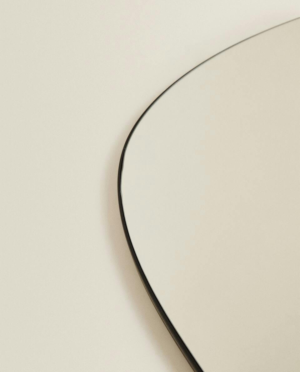 IRREGULAR WALL MIRROR