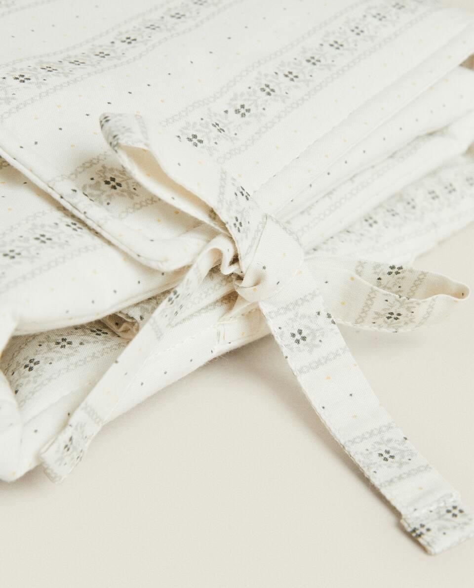 FLORAL BORDER MUSLIN CHANGING MAT