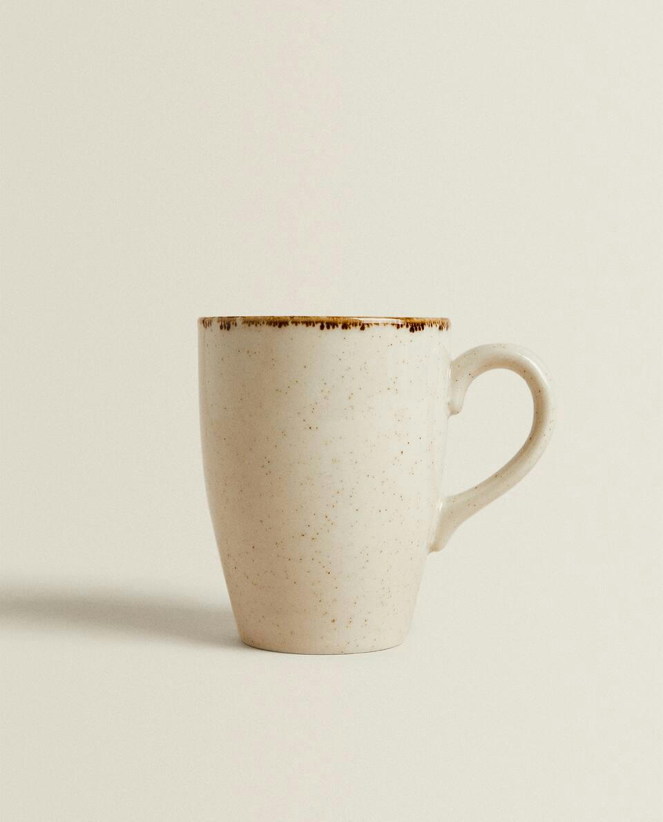 PORCELAIN MUG WITH ANTIQUE FINISH RIM