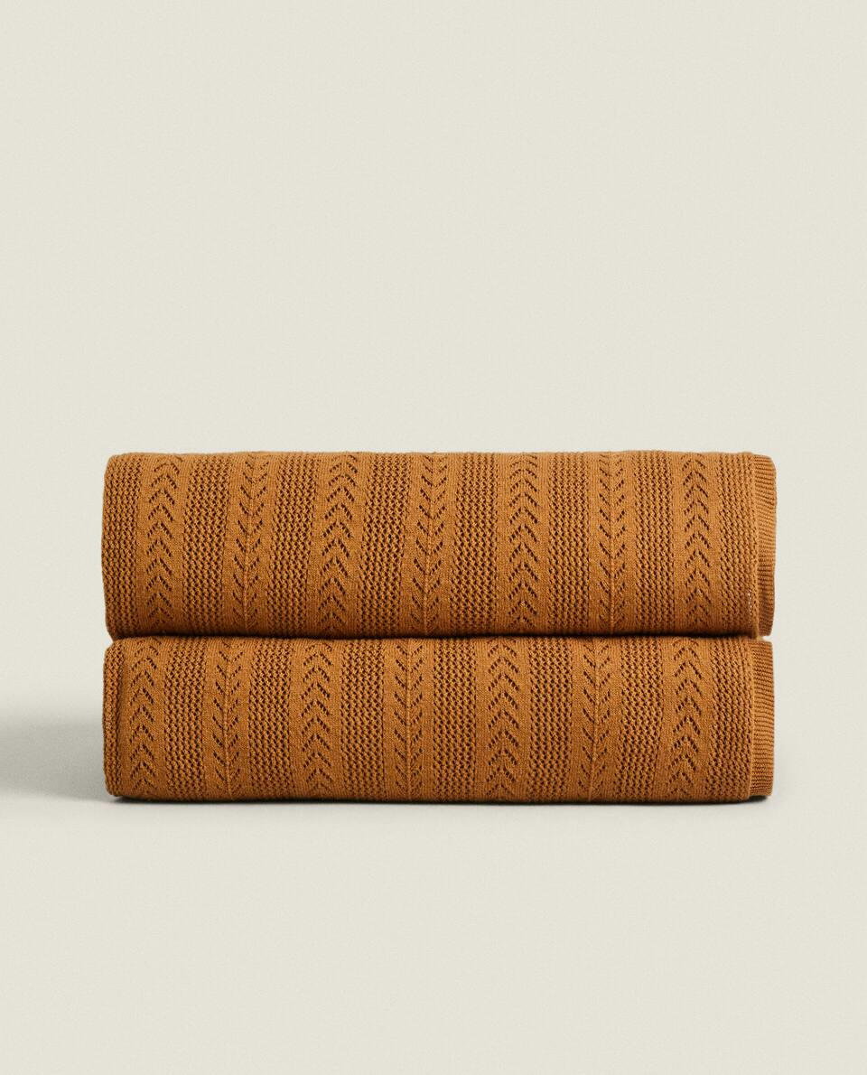 CHILDREN’S COTTON KNIT BLANKET