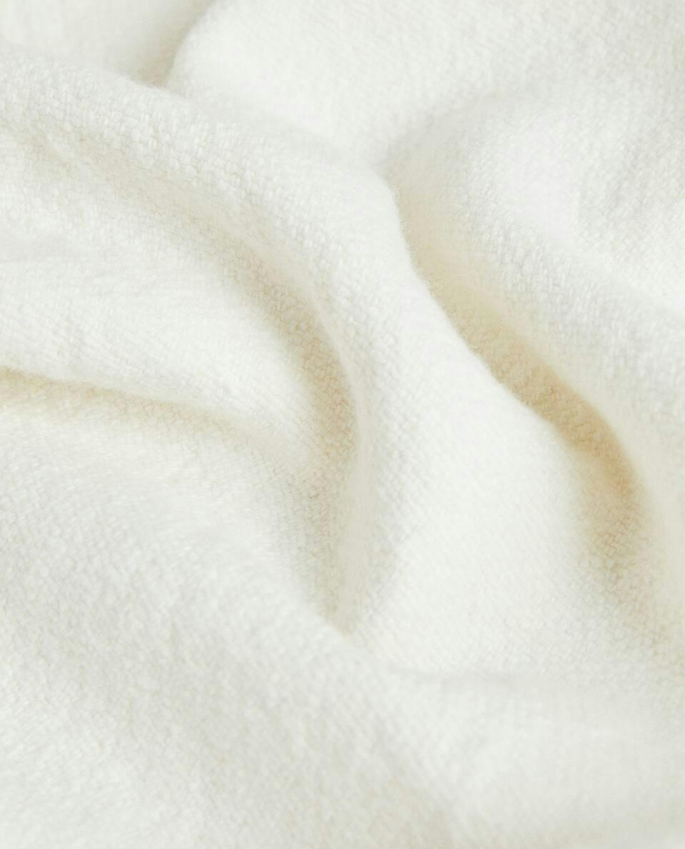 MULTIPURPOSE LINEN BLANKET
