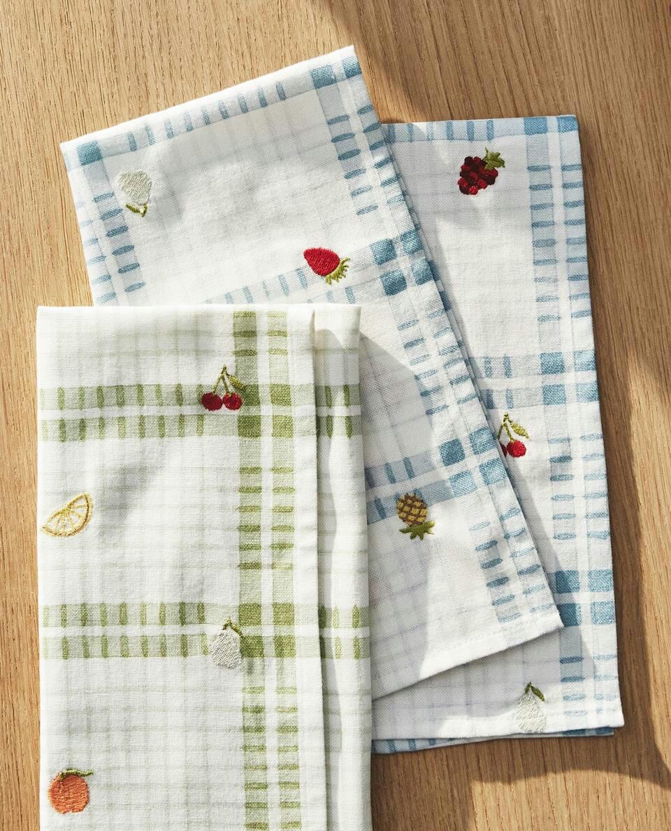 PRINTED AND EMBROIDERED TEA TOWEL