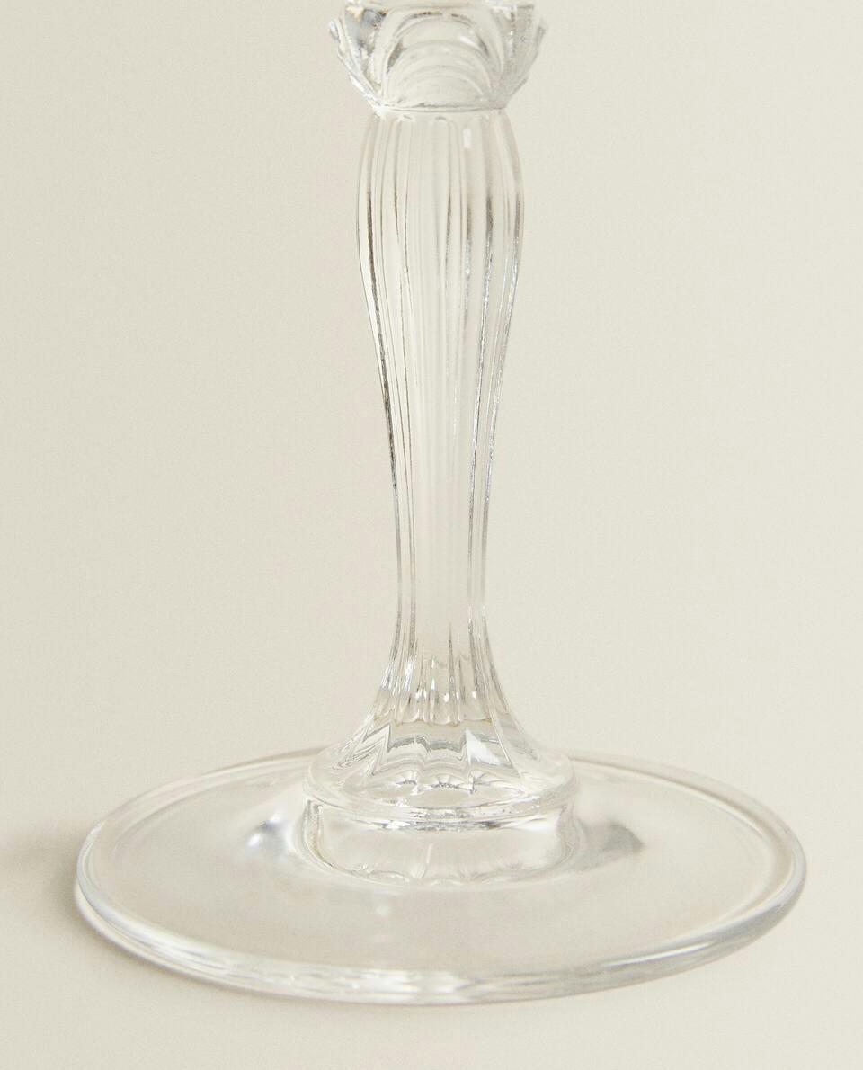 CUT CRYSTALLINE WINE GLASS