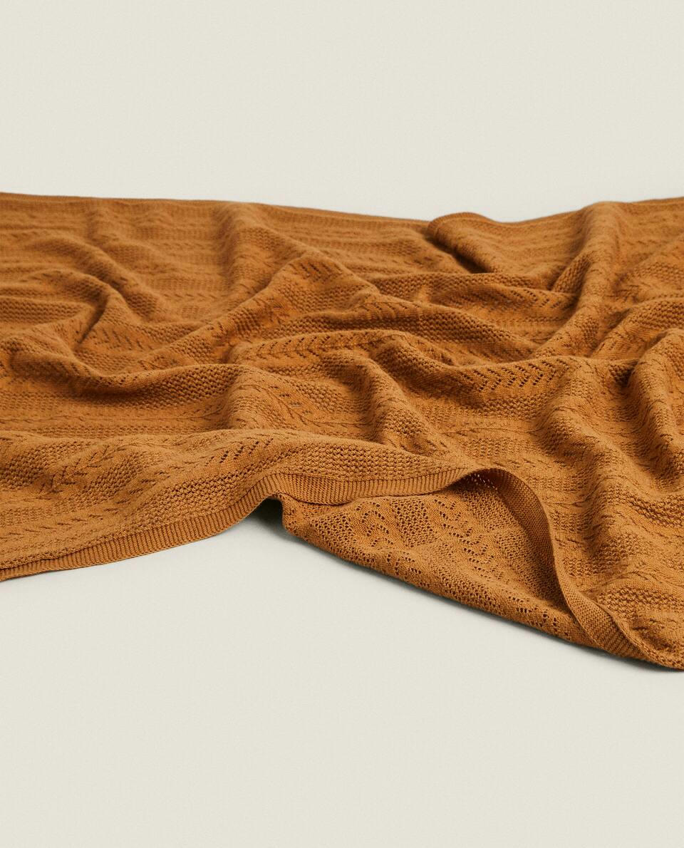 CHILDREN’S COTTON KNIT BLANKET