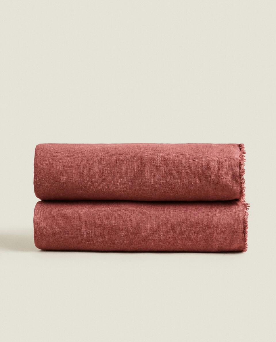 LINEN BLANKET