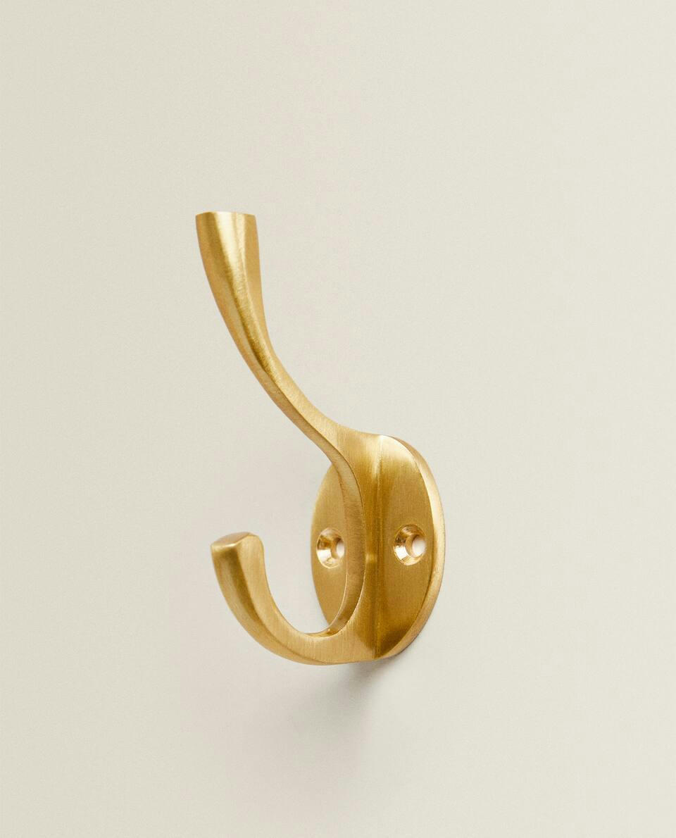 GOLD METALLIC HOOK